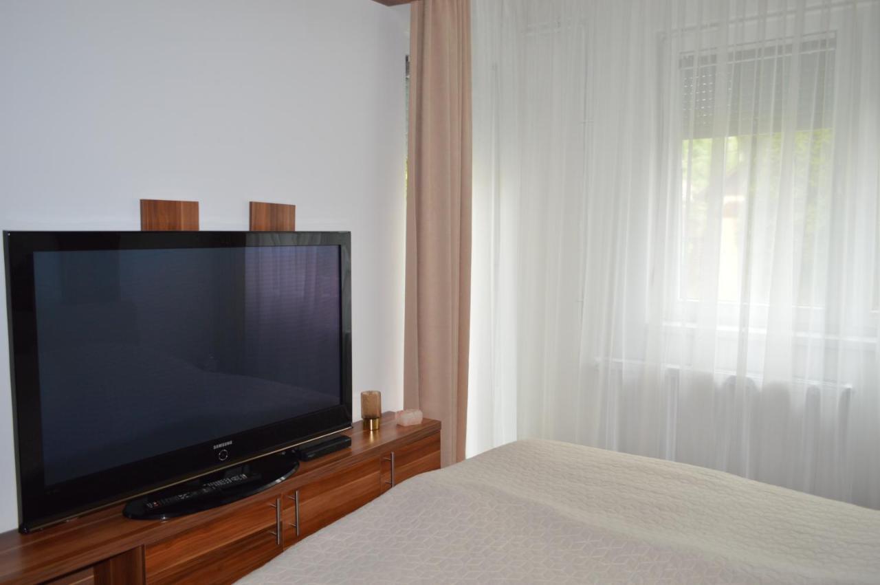 Angéla Apartman Hajdúszoboszló Esterno foto