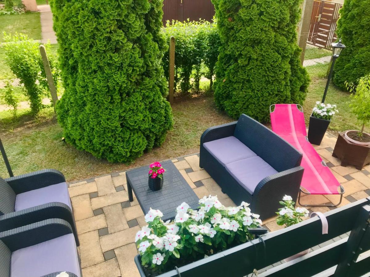 Angéla Apartman Hajdúszoboszló Esterno foto